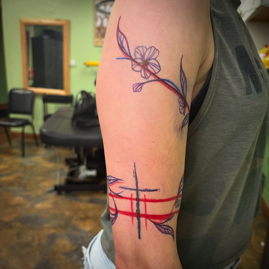 Tattoo by @aves_inks — fine_line, sketch