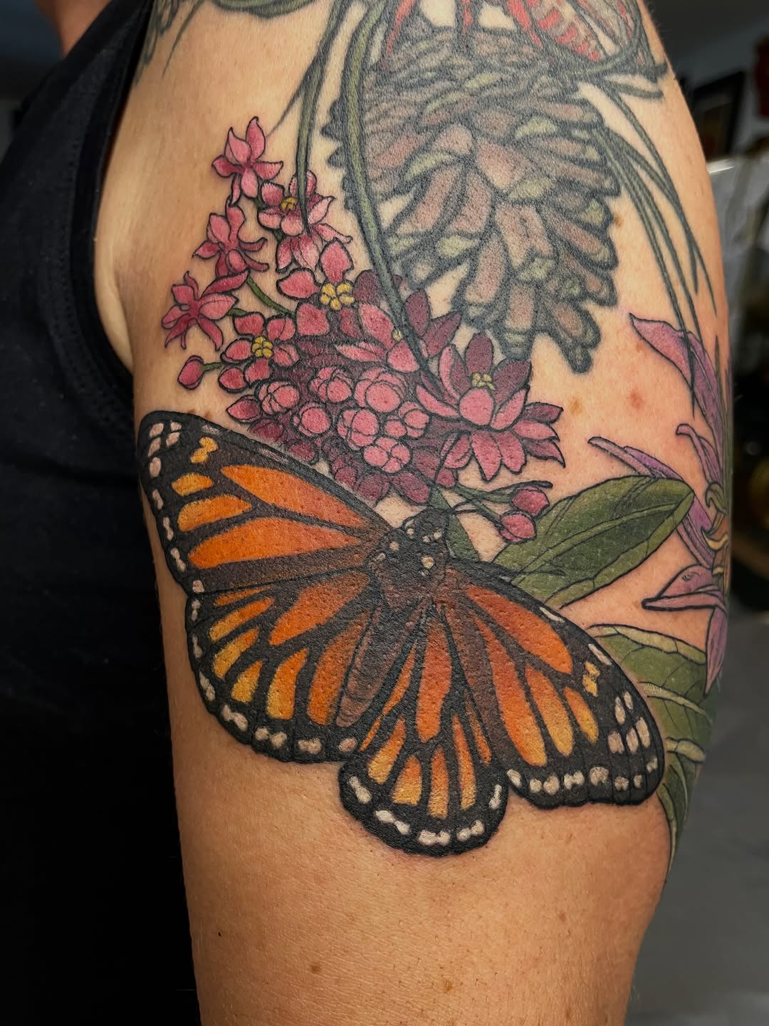 Tattoo by @pare_elyse — realism, fine_line