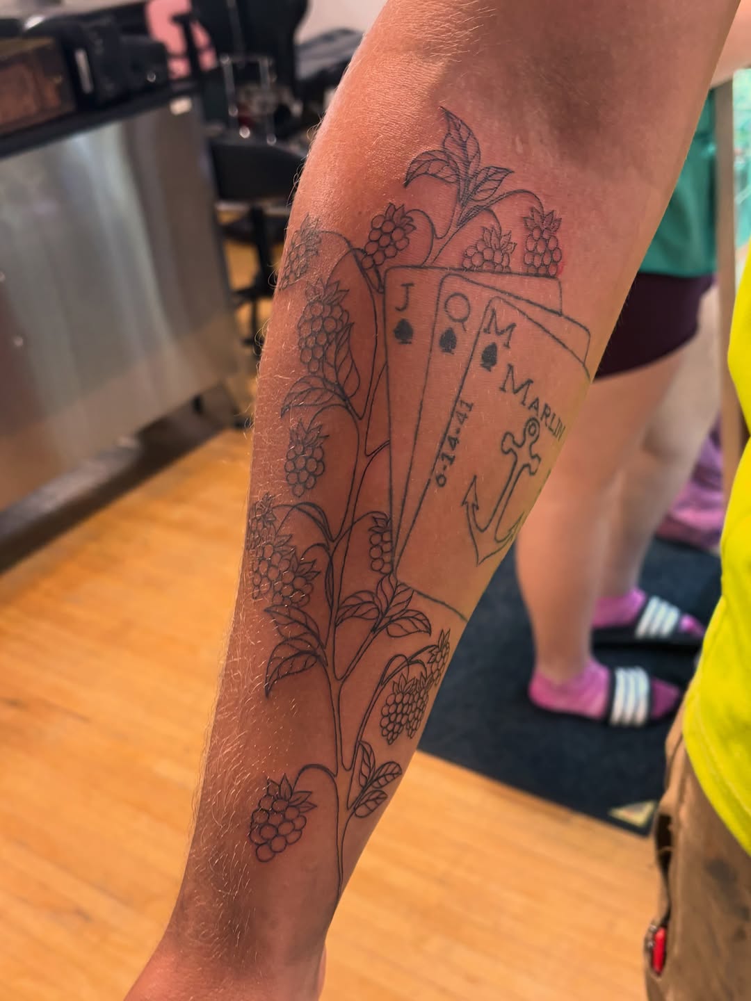 Tattoo by @mimii.inks — fine_line, lettering_script