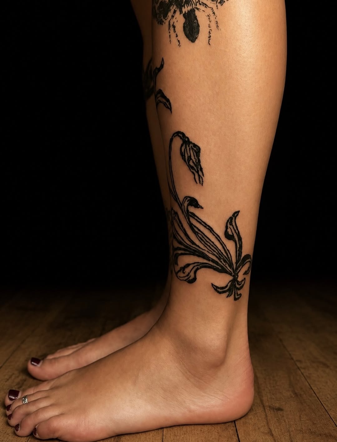 Tattoo by @matthew_makes_tattoos โ black_and_grey, illustrative