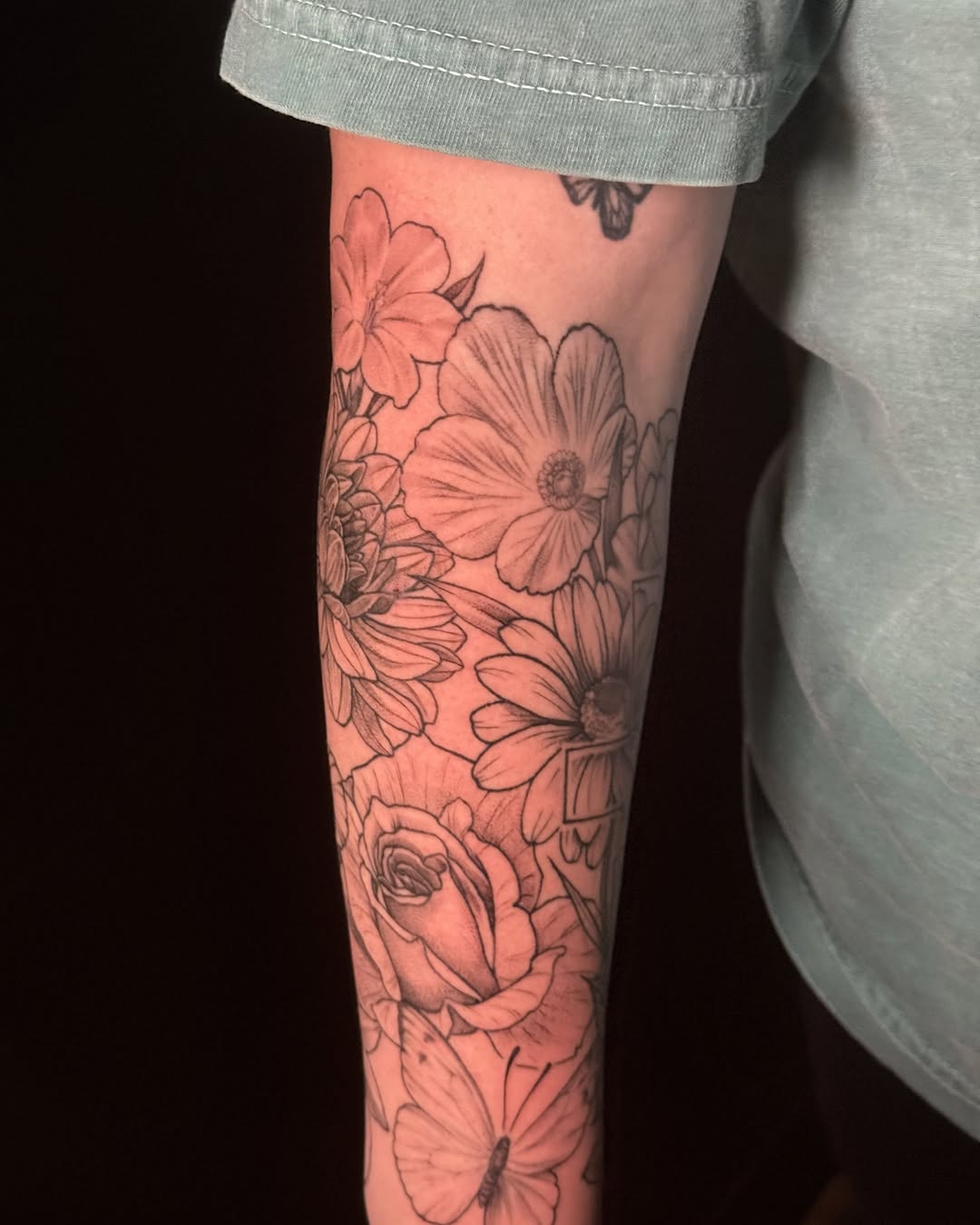 Tattoo by @tattoos_by_cat — black_and_grey, fine_line
