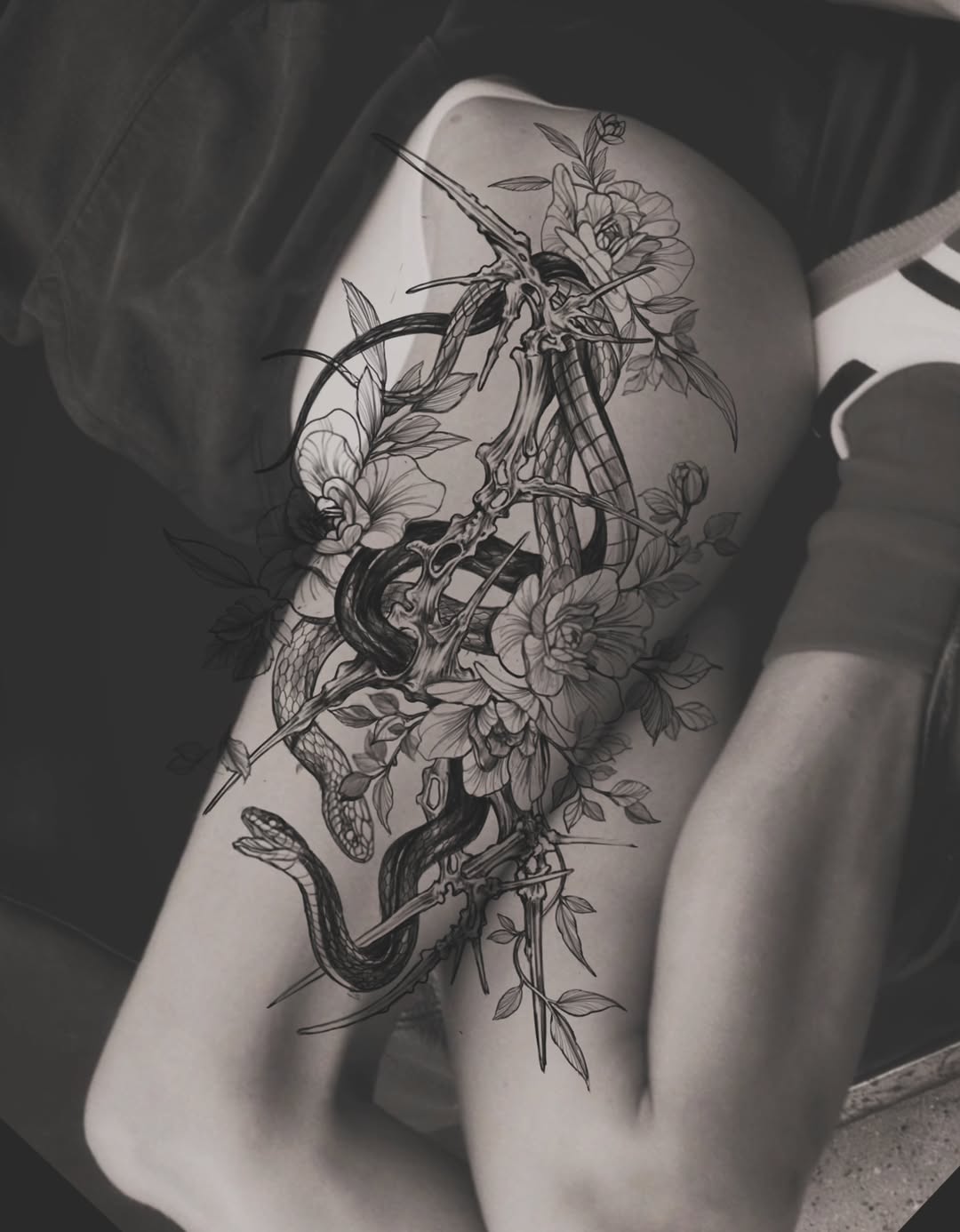 Tattoo by @woo.too β fine_line, black_and_grey