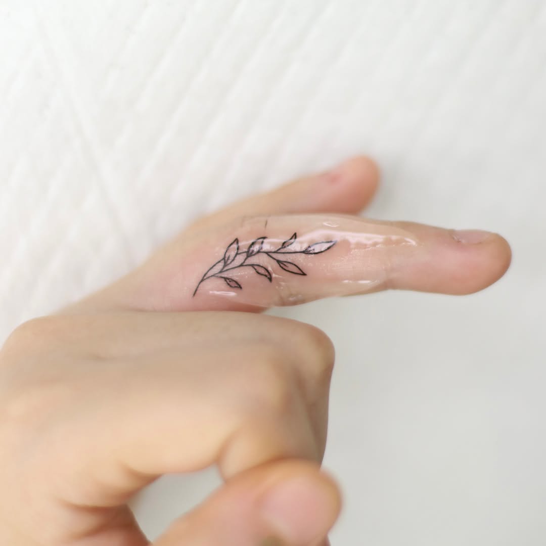 Tattoo by @wittybutton_tattoo — fine_line