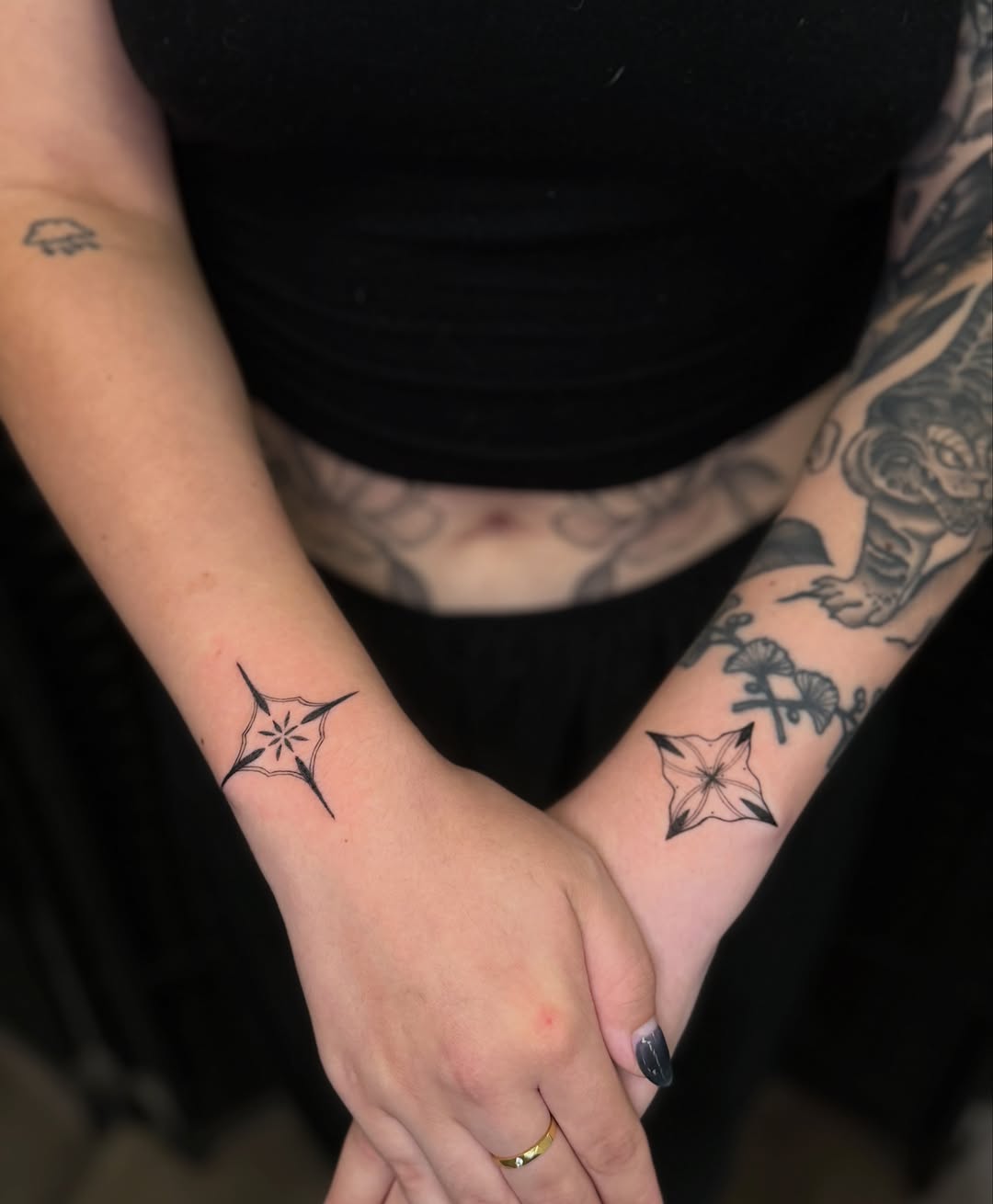 Tattoo by @izzyinktattoos_ — fine_line, geometric