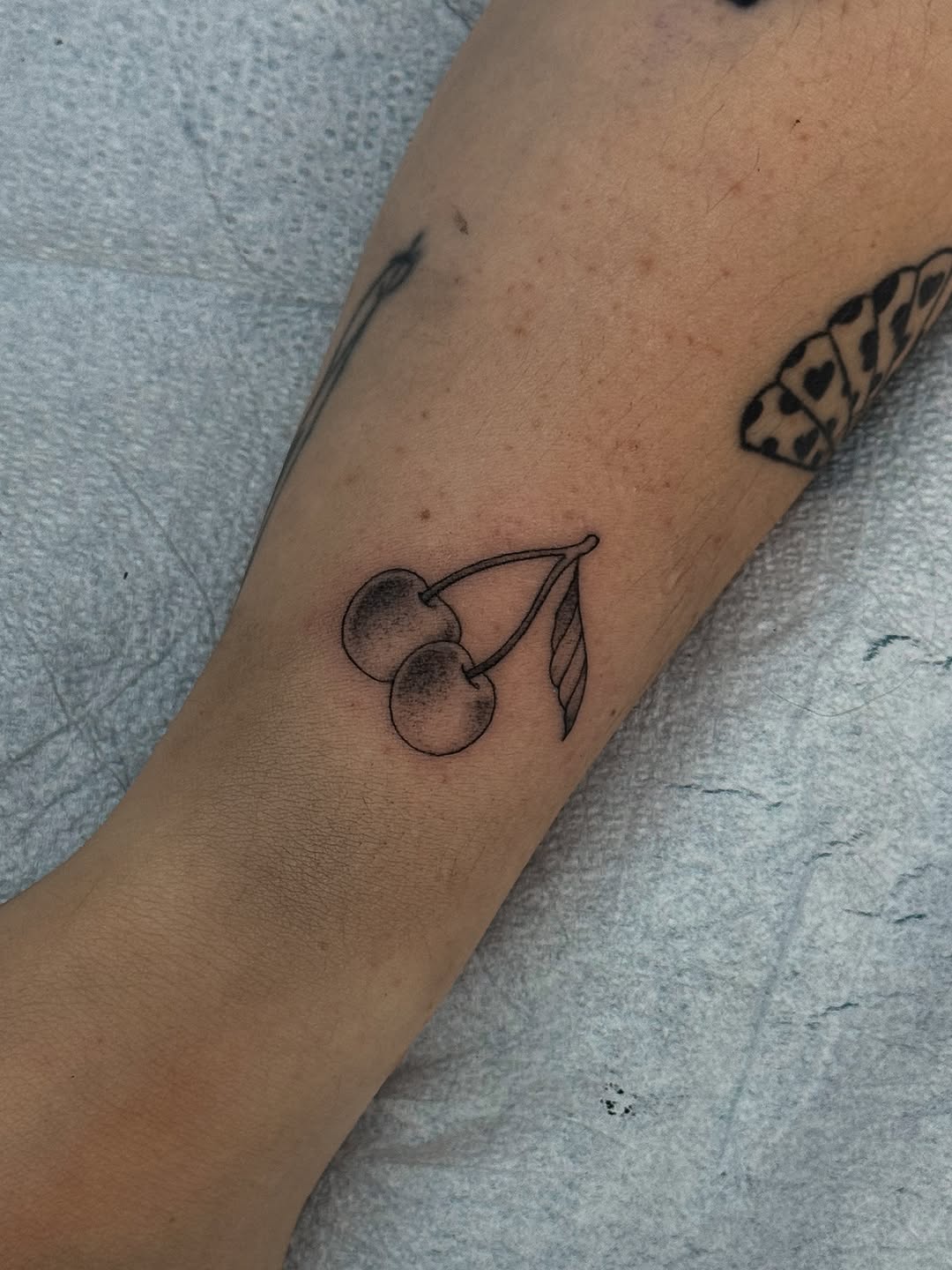 Tattoo by @peur_bleue.tattoo β fine_line