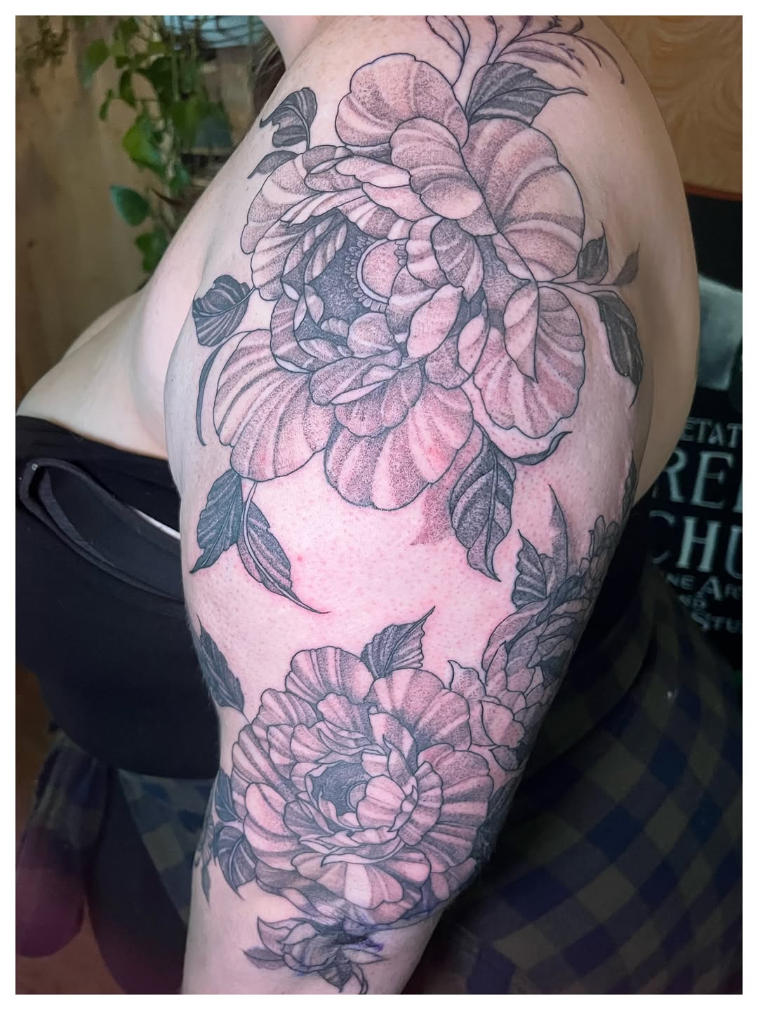 Tattoo by @syreetattoos — dotwork, black_and_grey