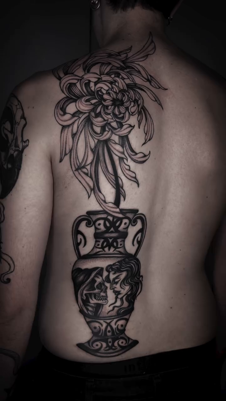 Tattoo by @arterego.ttt โ black_and_grey, japanese_irezumi