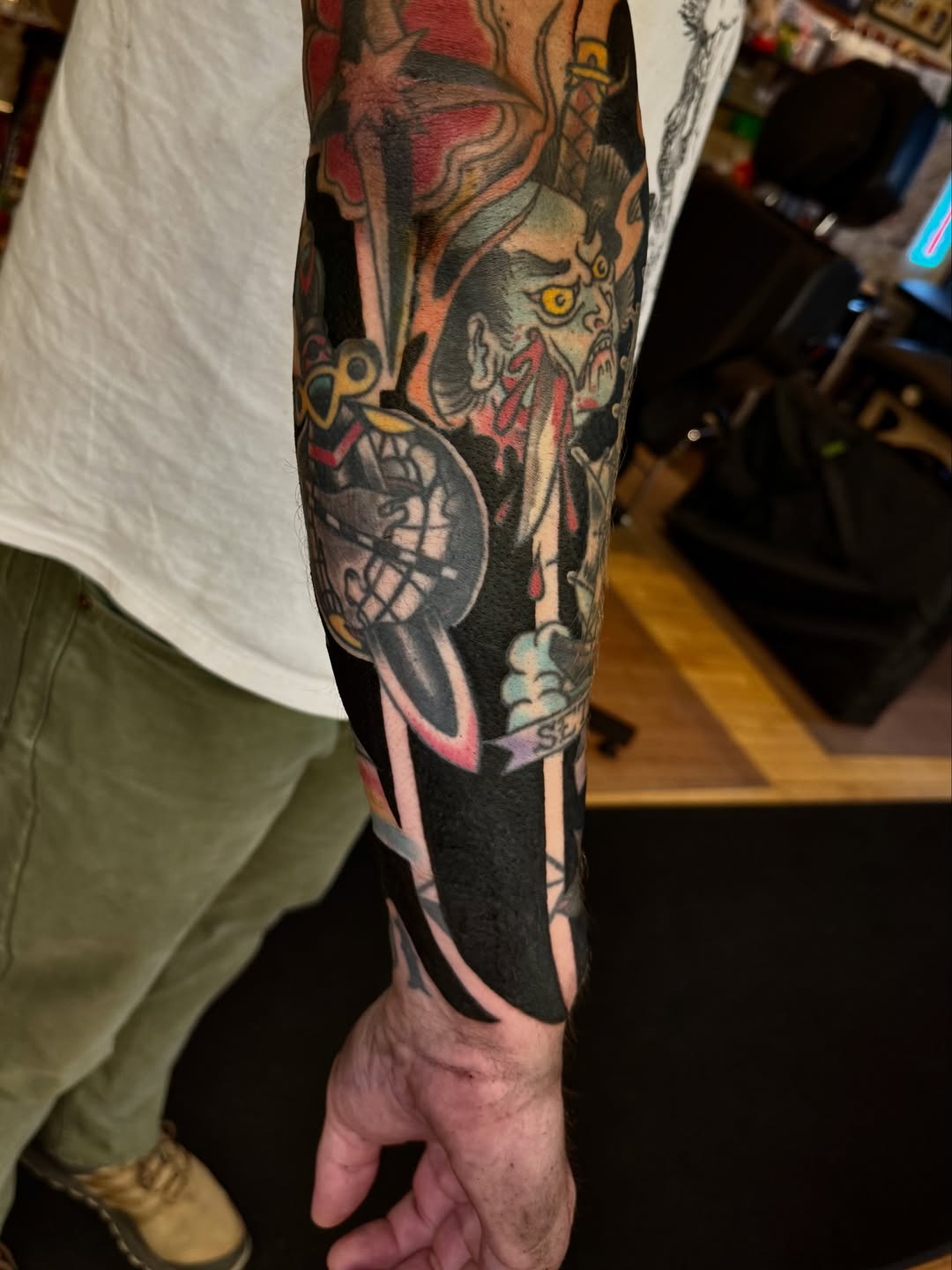Tattoo by @jacobjamesk β japanese_irezumi, blackwork