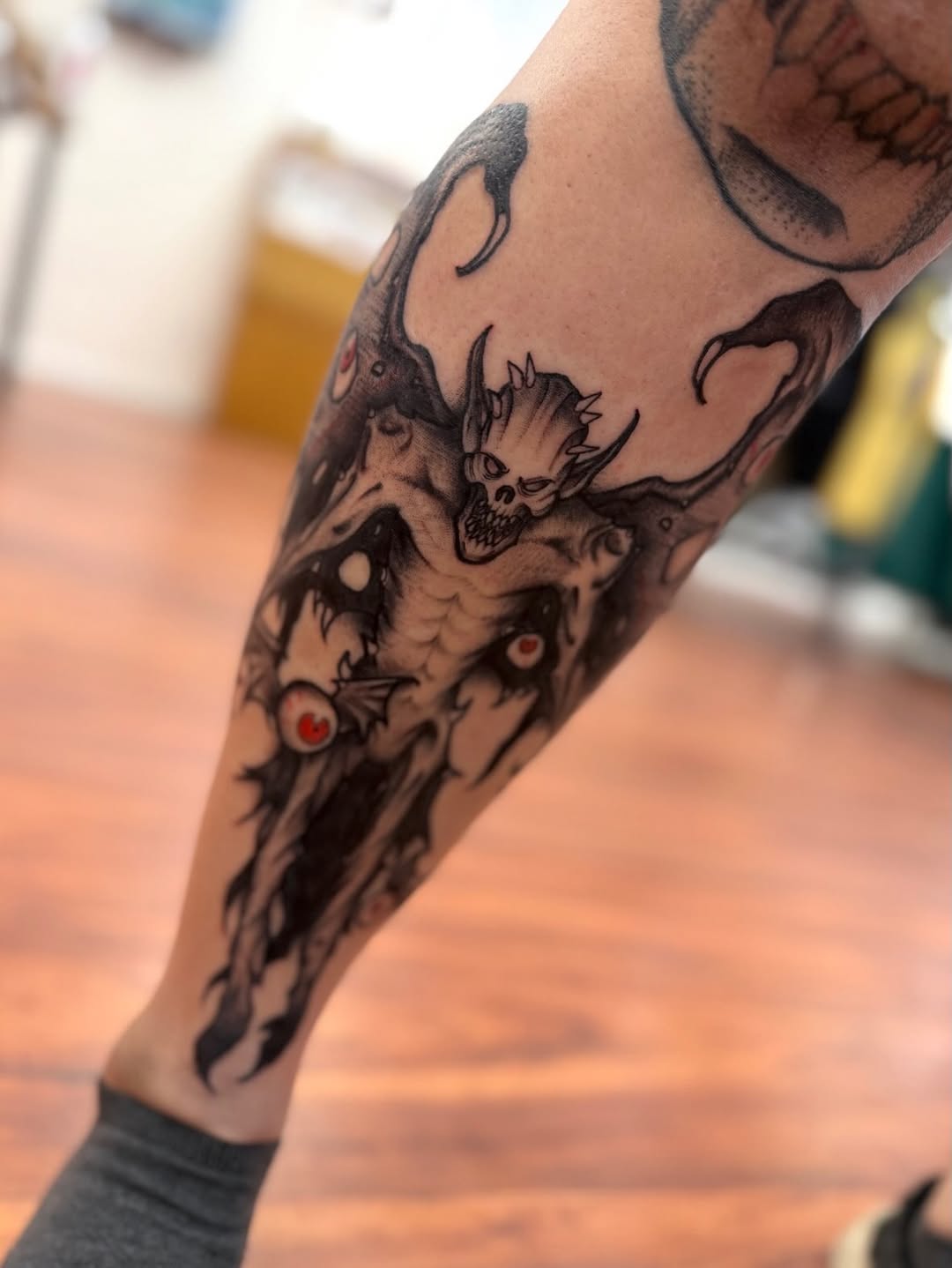 Tattoo by @theclovengnome โ dark_realism, blackwork