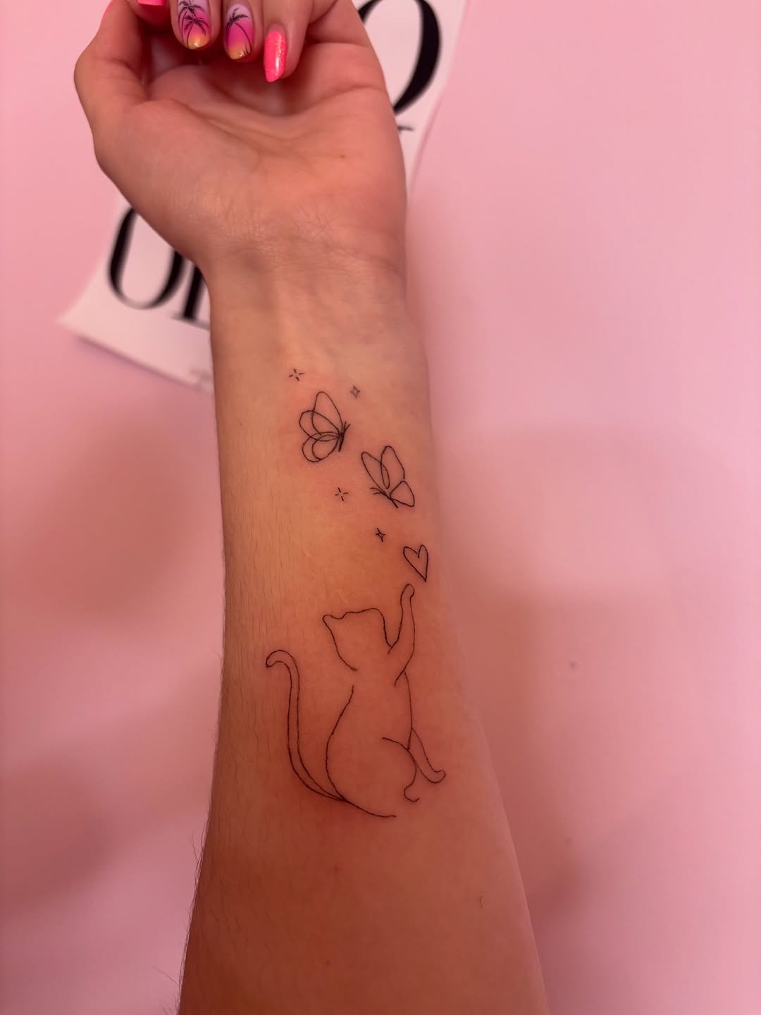 Tattoo by @essentialinktattoos — fine_line, minimalist