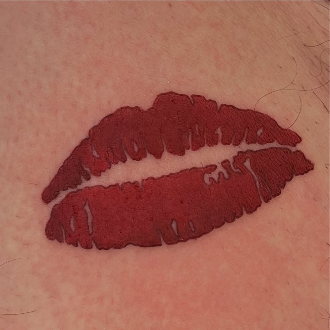 Tattoo by @birdy_tattoos — fine_line