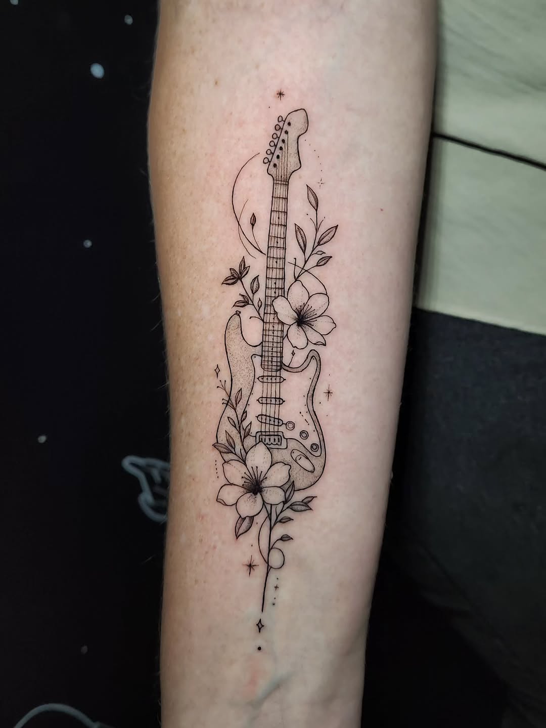 Tattoo by @dycotattoo — fine_line, illustrative