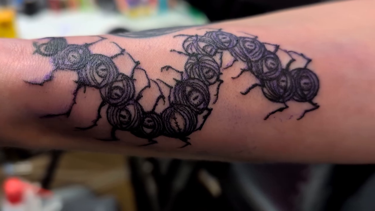 Tattoo by @druidloutattoo — blackwork