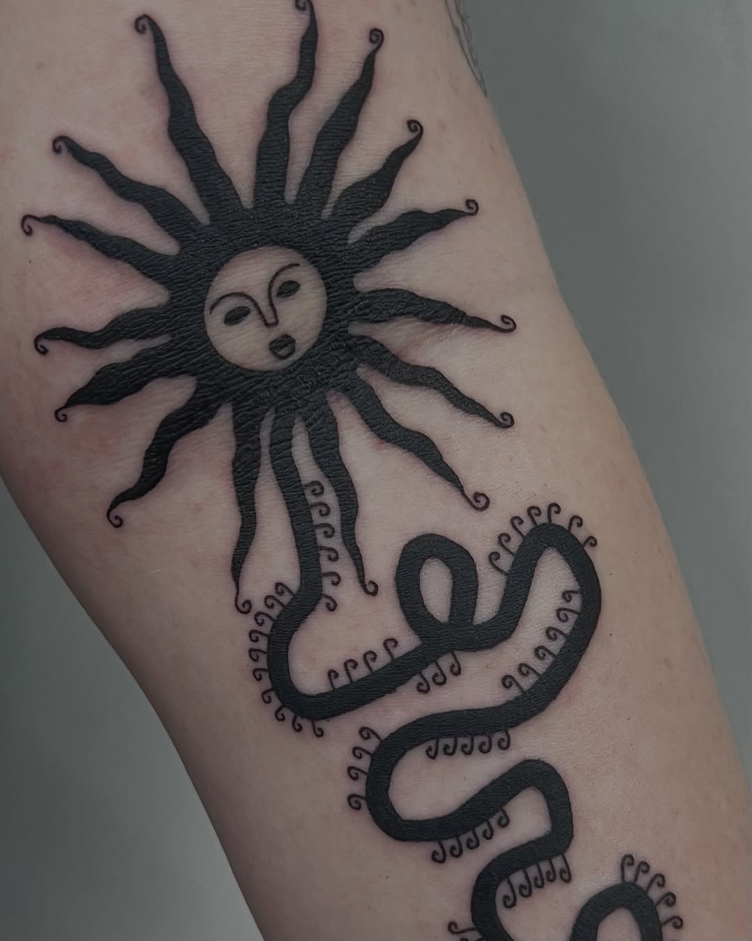 Tattoo by @onionrot — blackwork, ornamental
