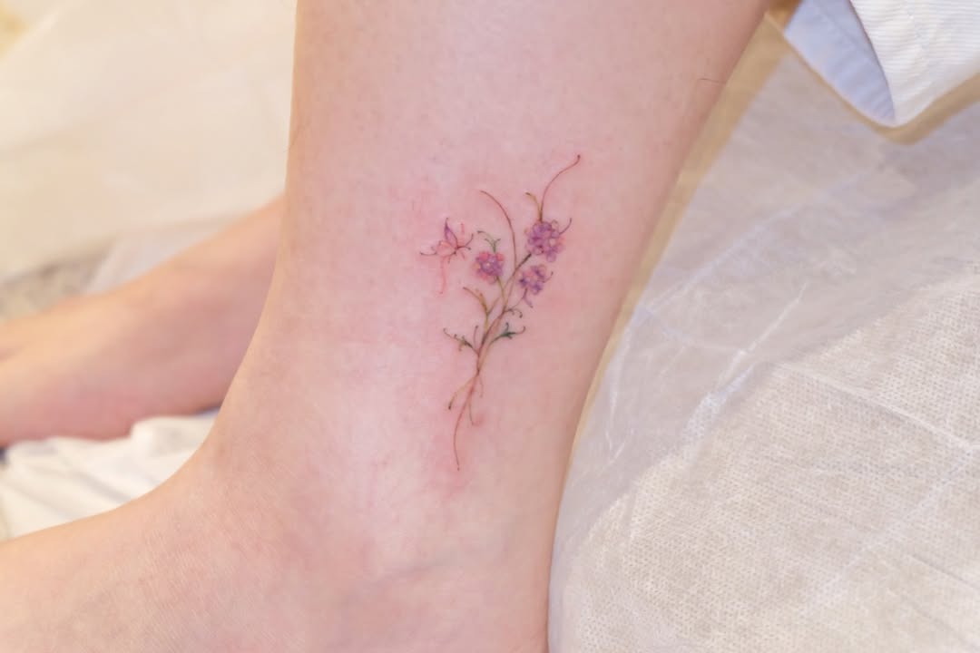 Tattoo by @ablue.tatt — fine_line, minimalist