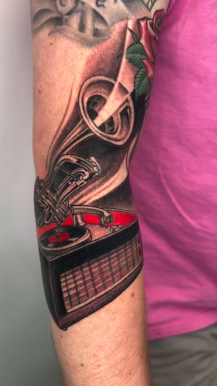 Tattoo by @scottveldhoen — realism, black_and_grey