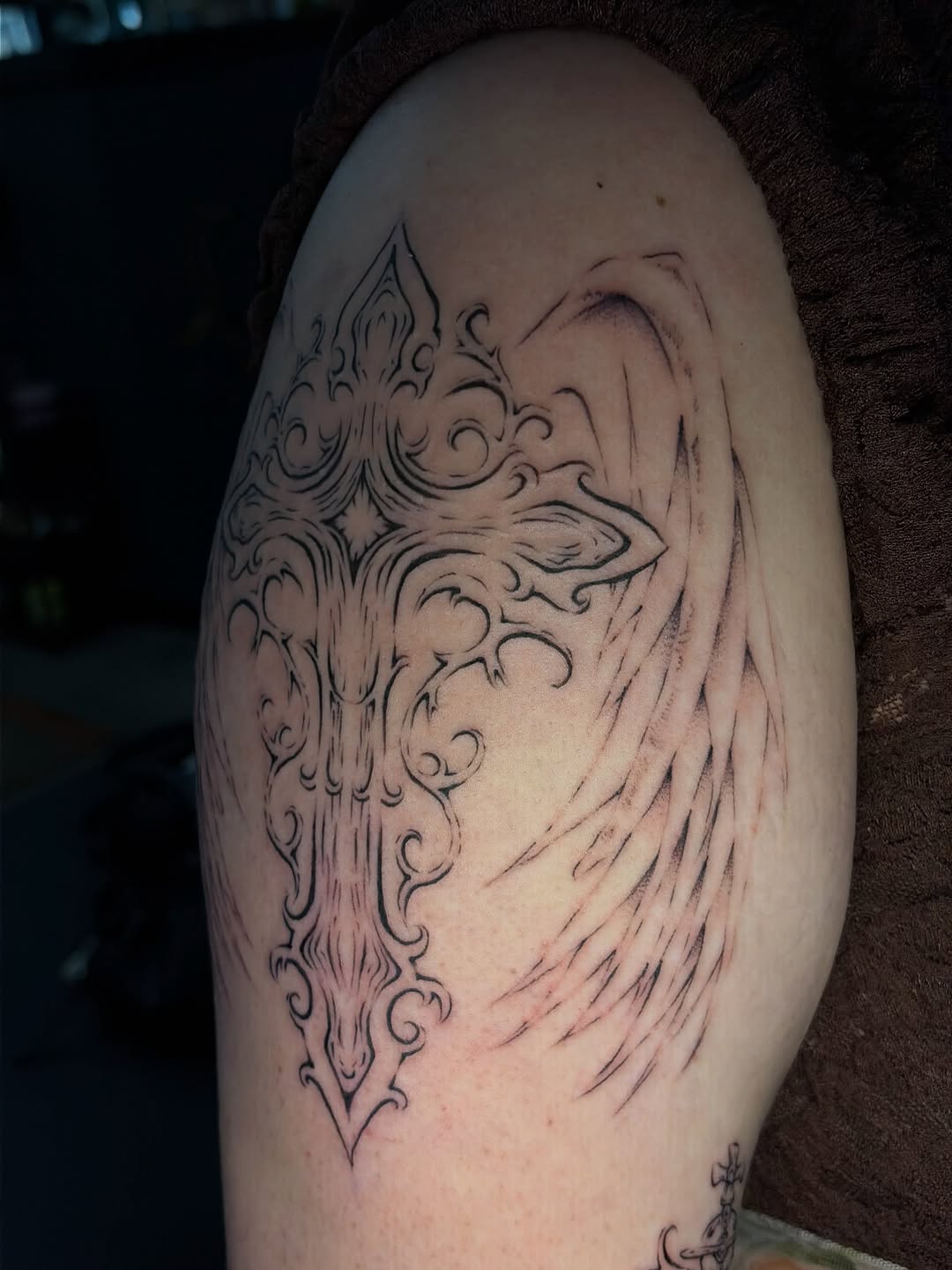 Tattoo by @sexyratpotion โ blackwork, ornamental