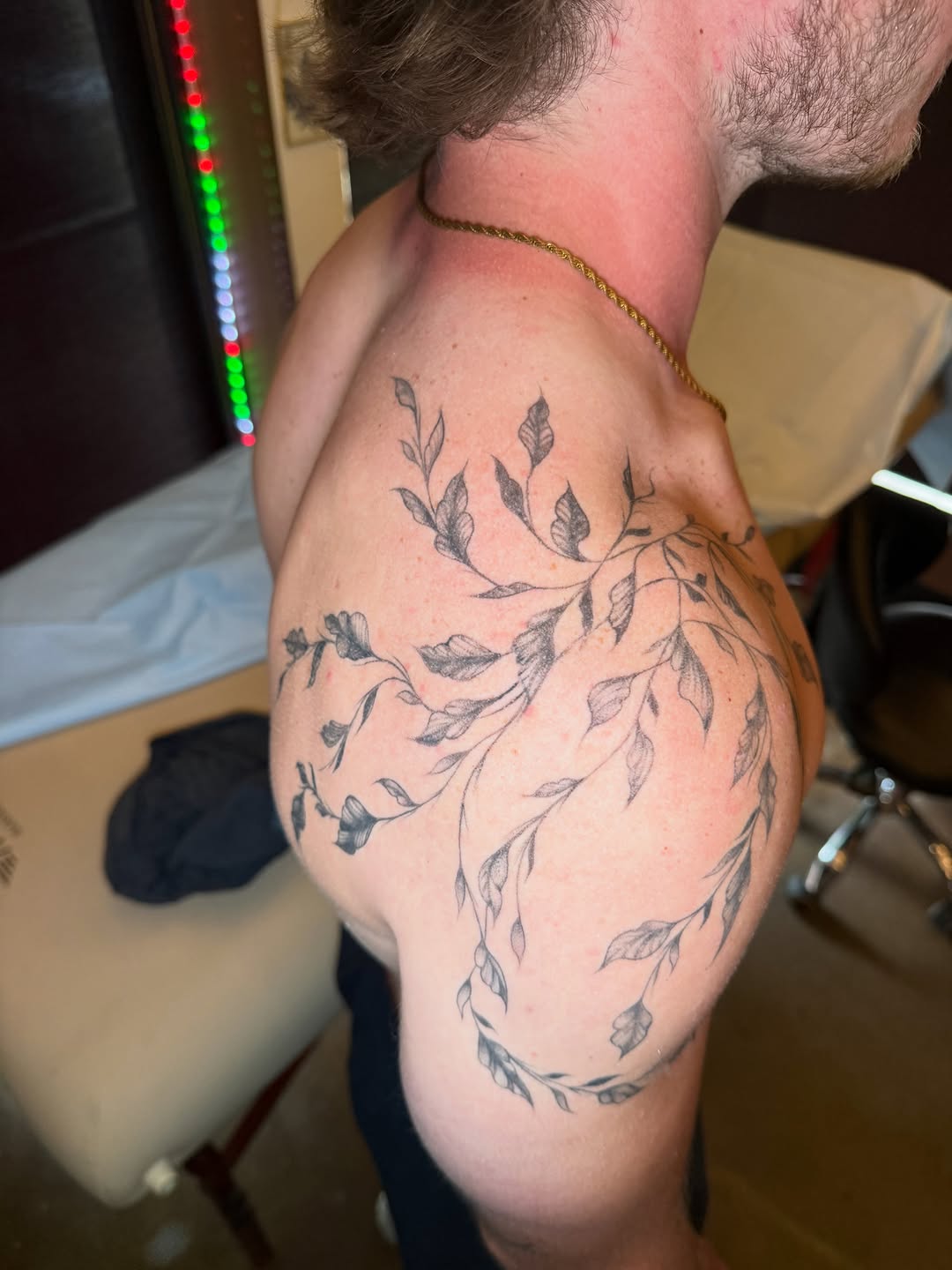 Tattoo by @rosie.tattoo — fine_line, black_and_grey