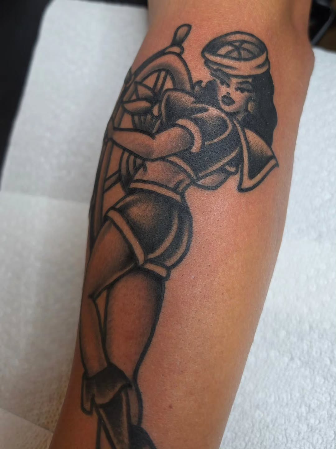 Tattoo by @angelhandstattoo โ american_traditional