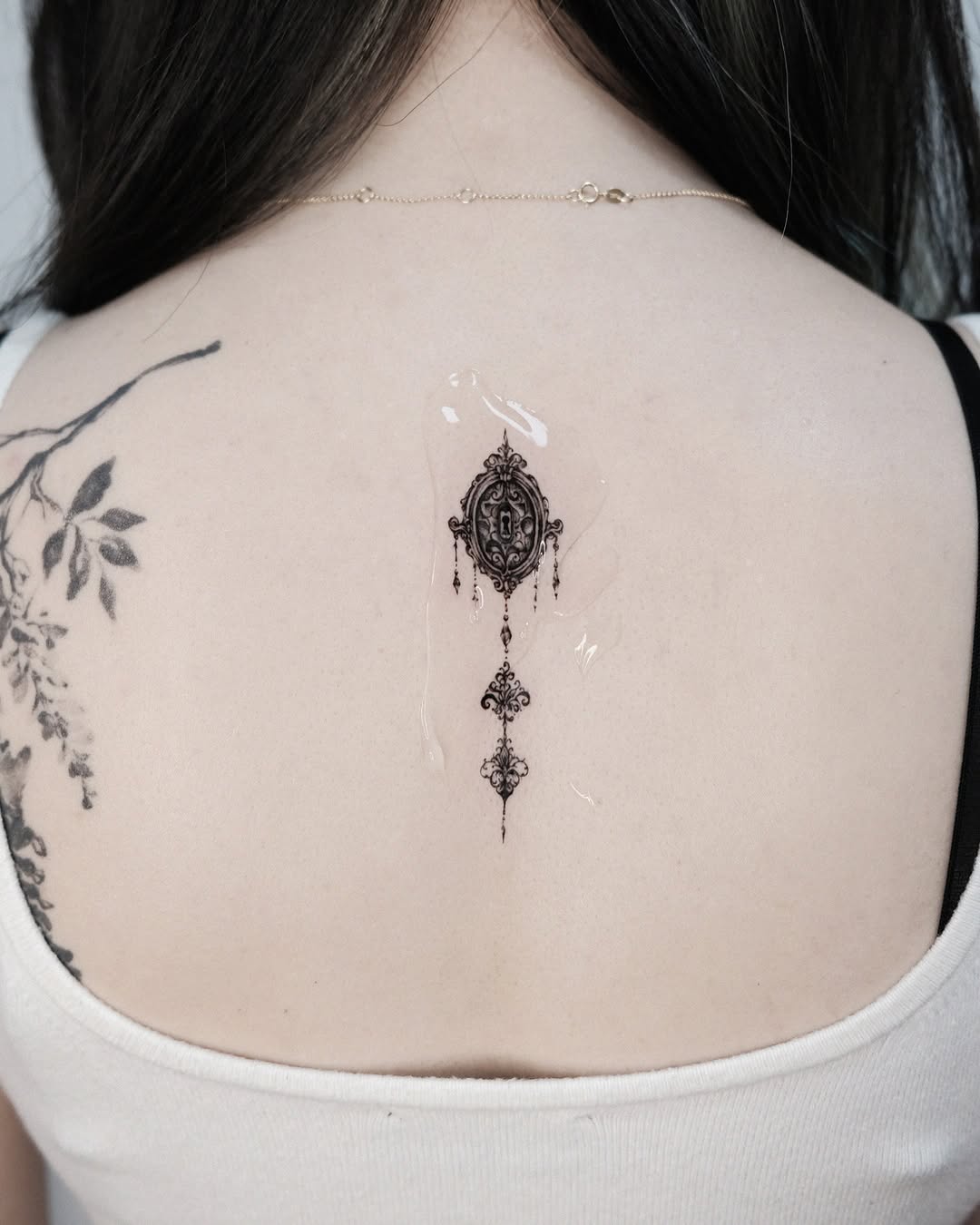 Tattoo by @aebak.tt — fine_line, ornamental