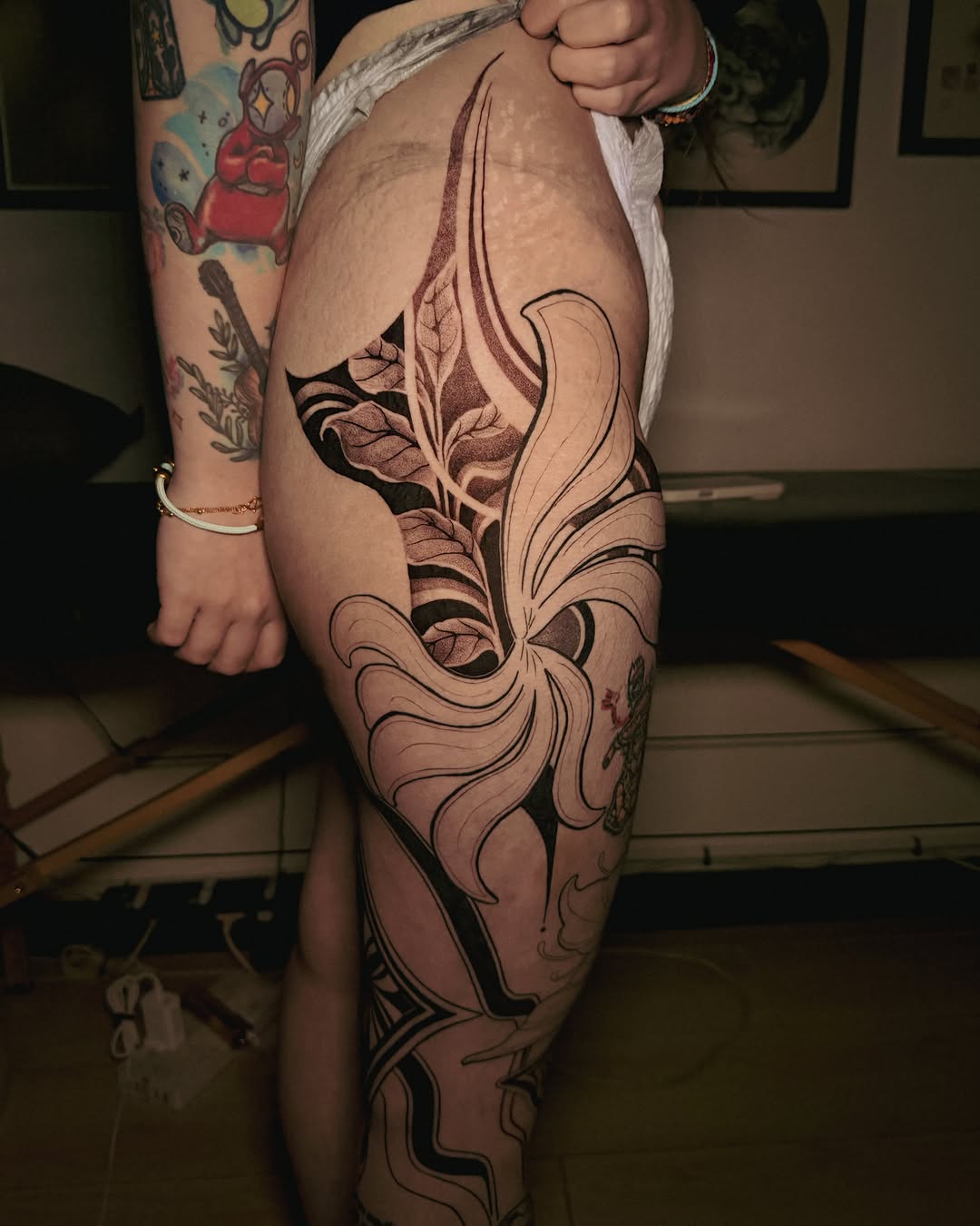 Tattoo by @marytattooing — black_and_grey, dotwork