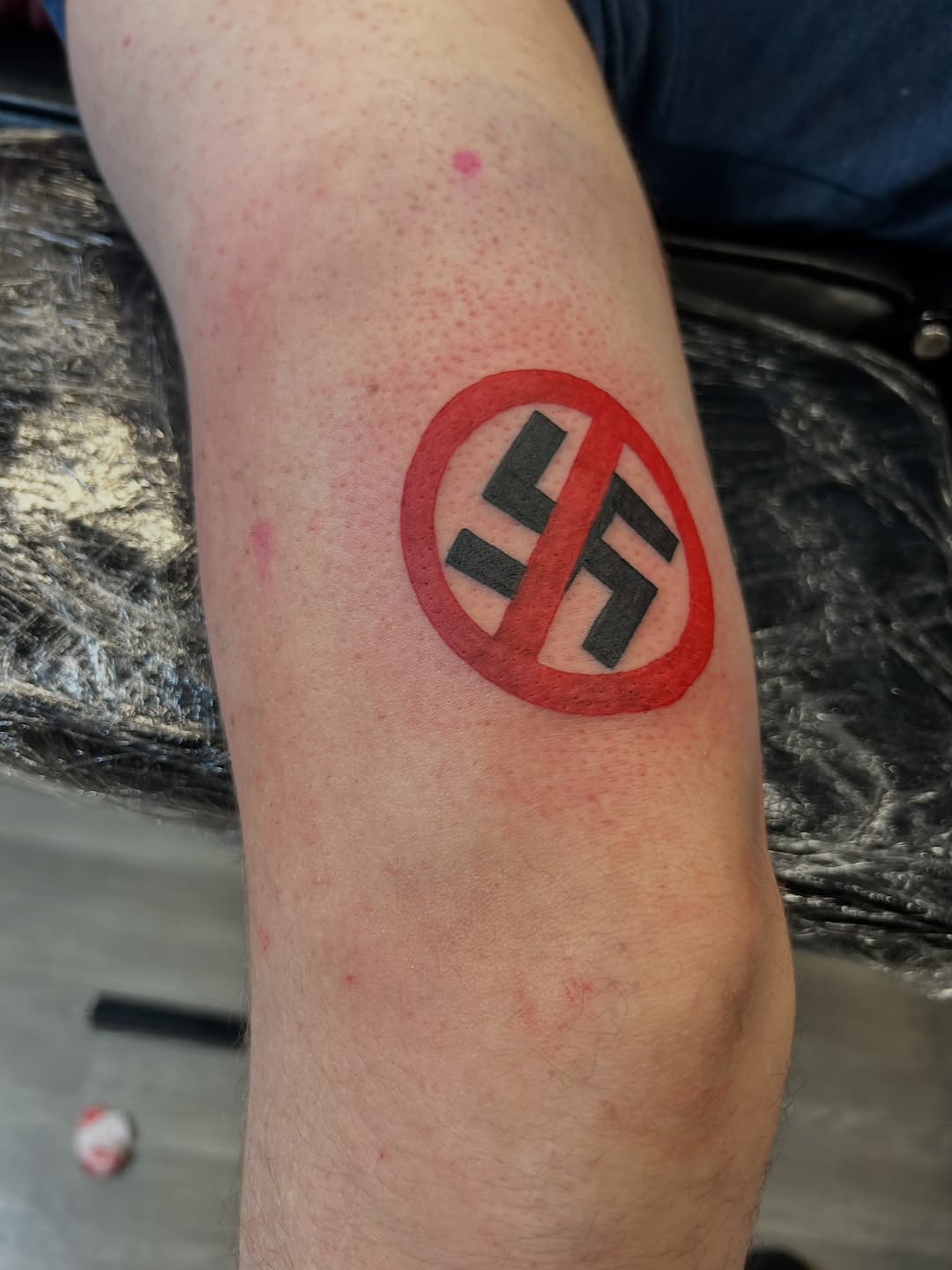 Tattoo by @enemytattoo — blackwork, minimalist