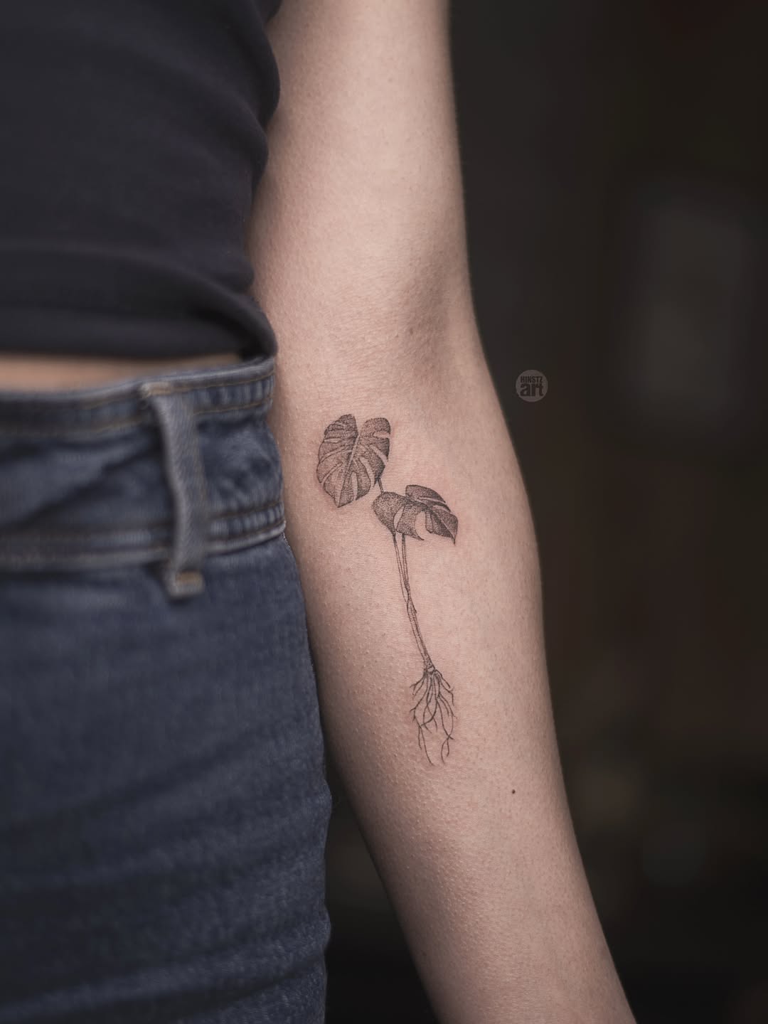 Tattoo by @hinstzart — fine_line, dotwork