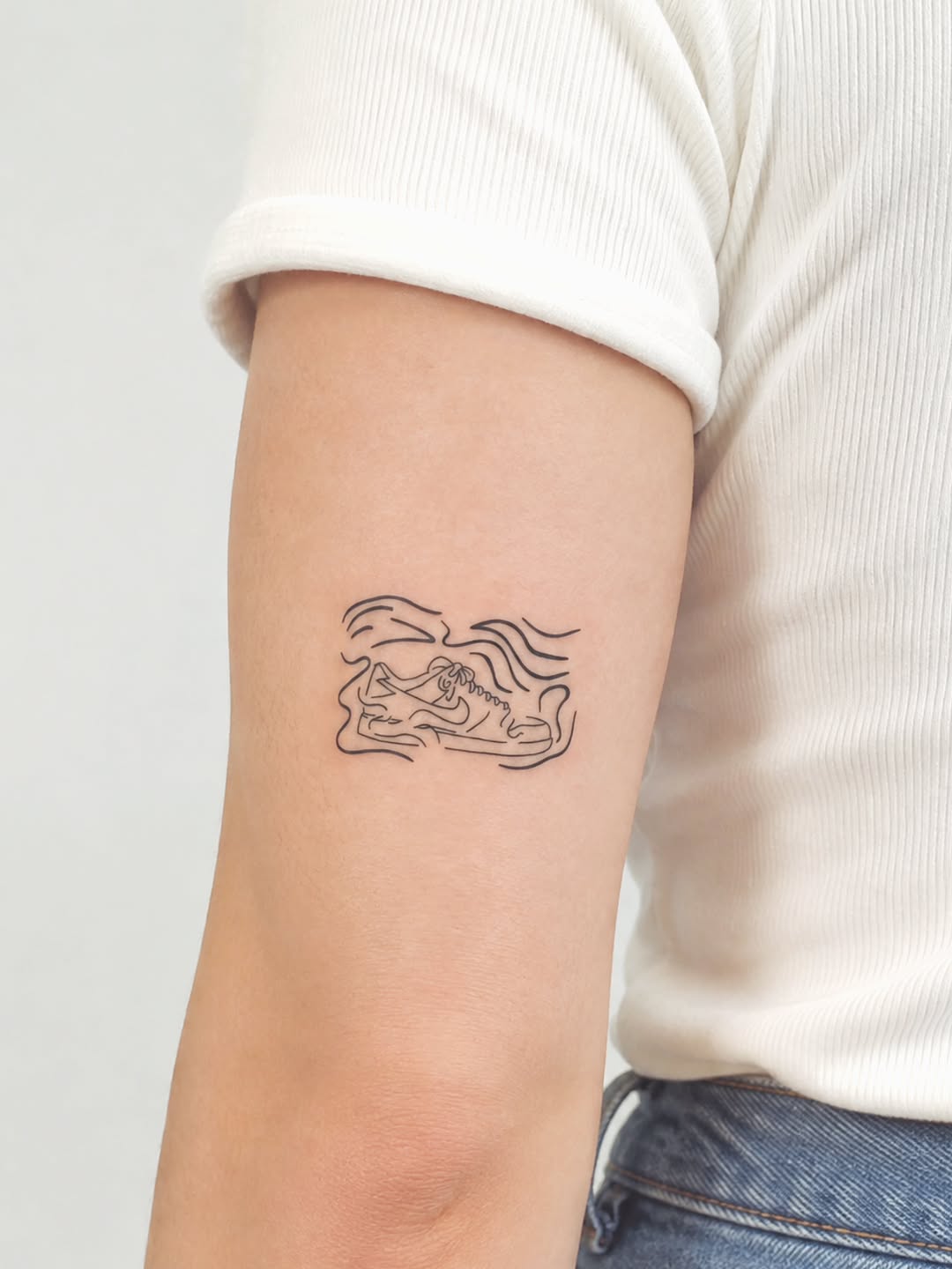 Tattoo by @tattooist.craneveil — fine_line, minimalist
