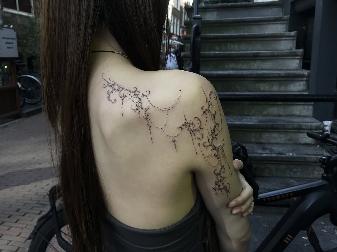 Tattoo by @keeshetattoo β fine_line, ornamental