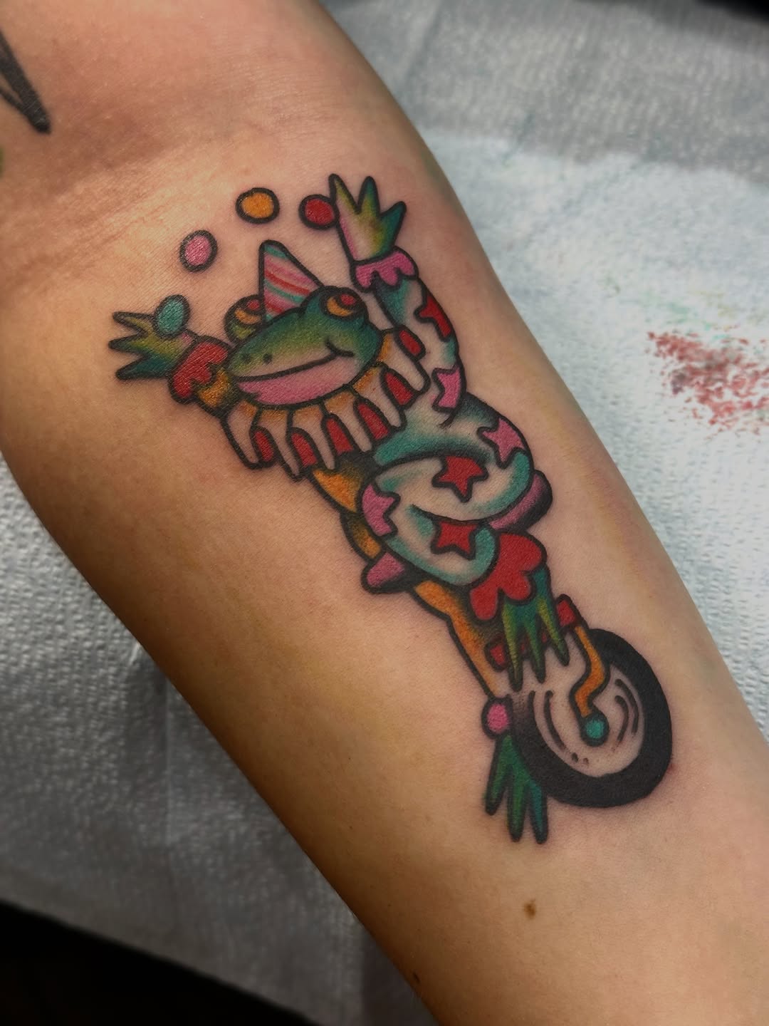 Tattoo by @natsradtatts — new_school