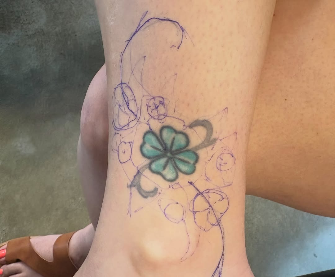 Tattoo by @erintpokes — fine_line