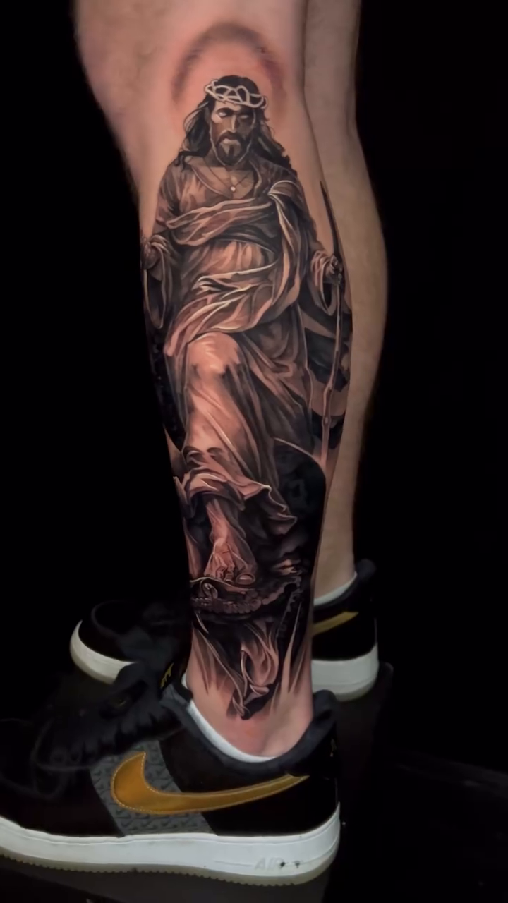 Tattoo by @ikeepmoving — realism, black_and_grey