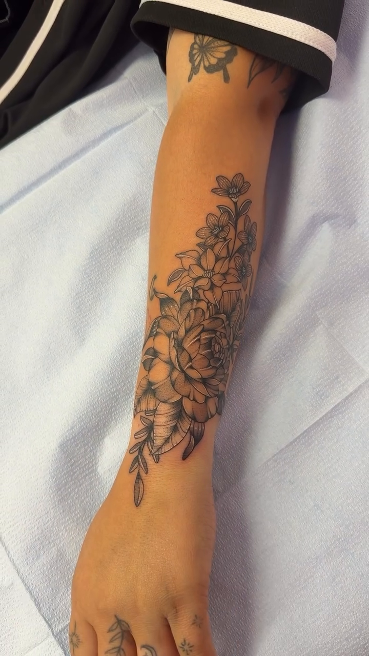 Tattoo by @lilindigotattoo — fine_line, black_and_grey