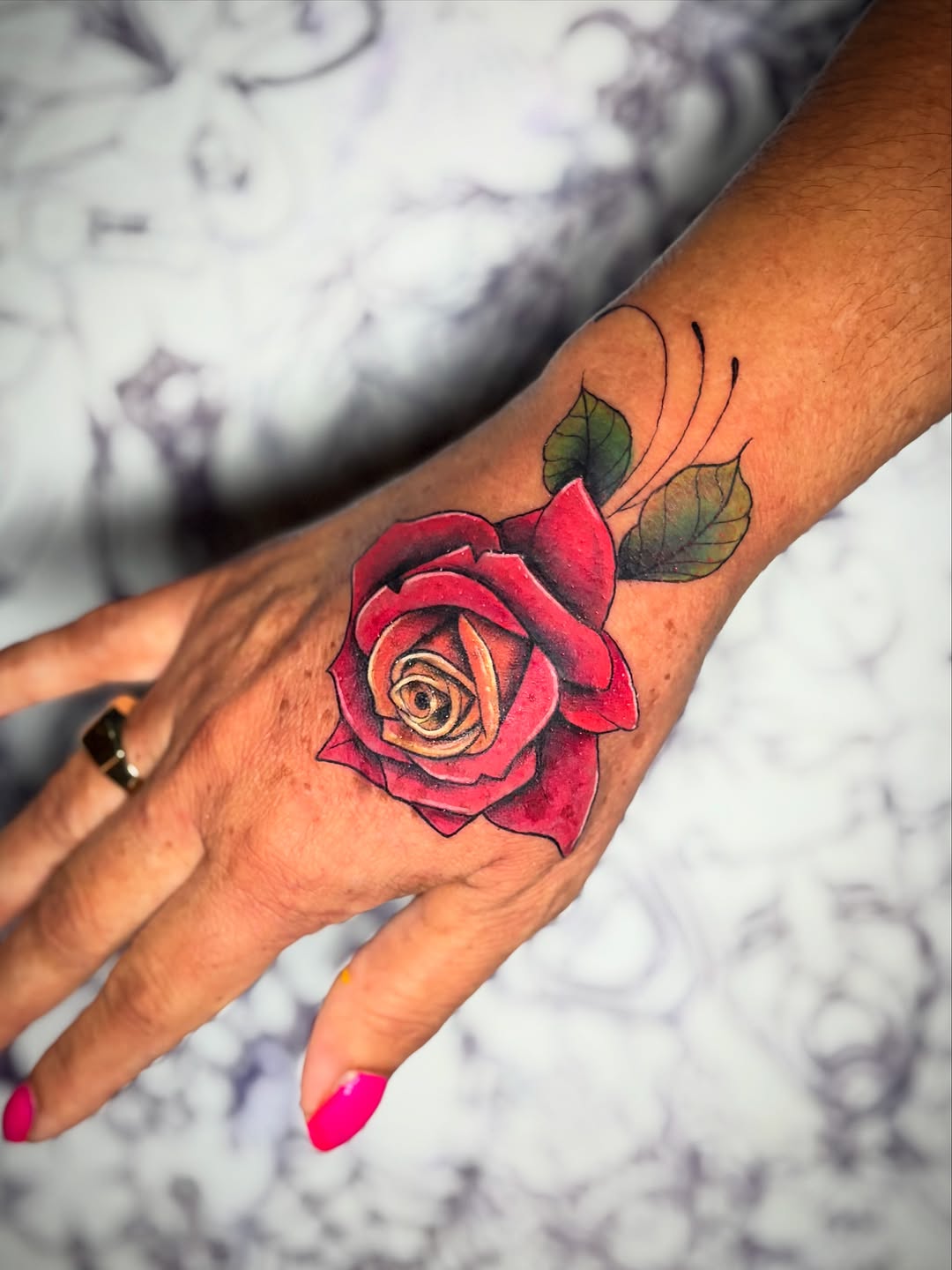 Tattoo by @chicom4l — realism, fine_line