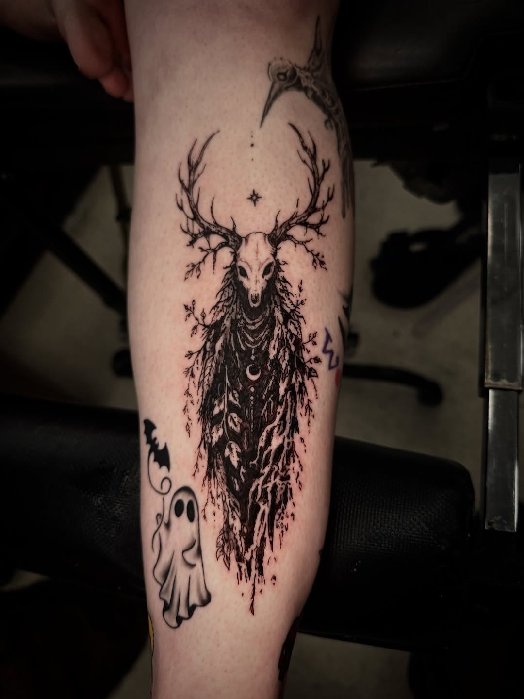 Tattoo by @dtf.tattoos — blackwork, illustrative