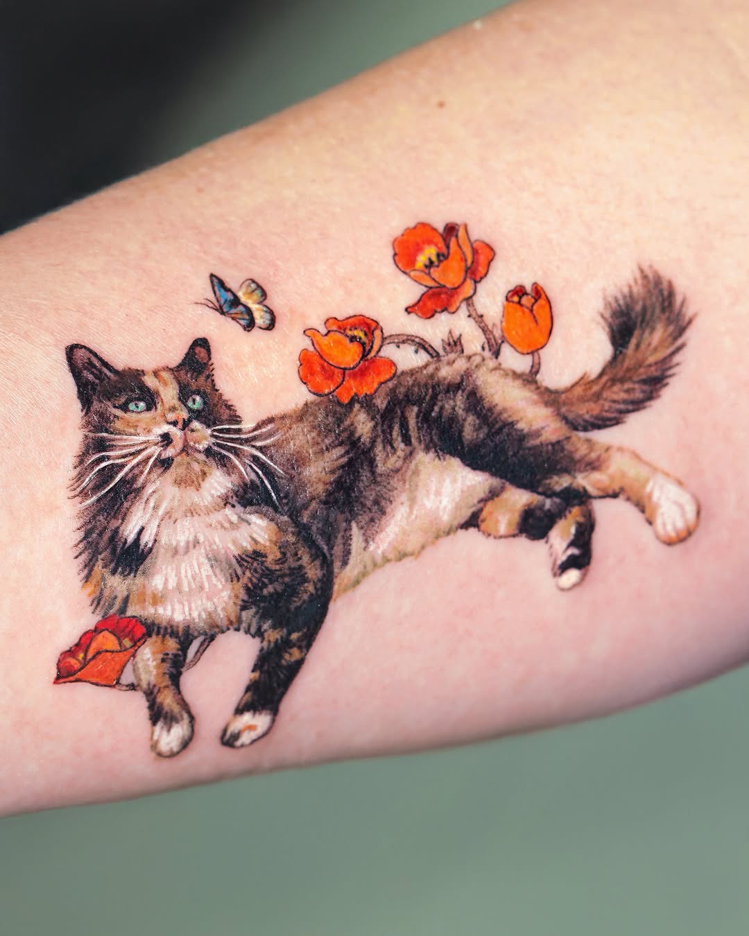 Tattoo by @1sle_tattoo — realism, fine_line