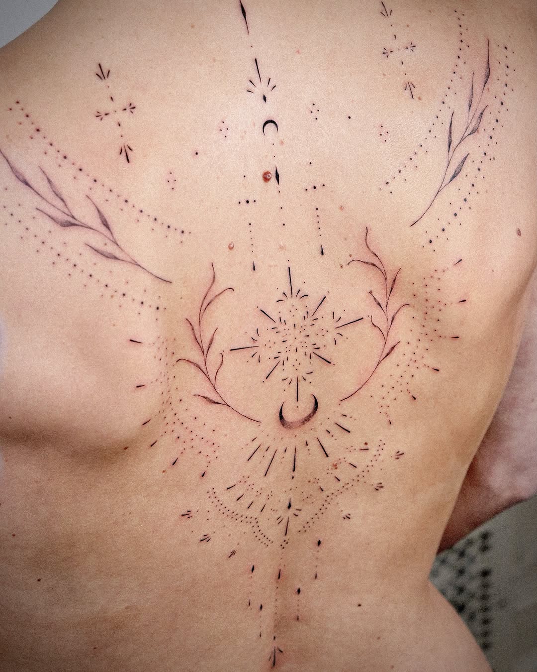 Tattoo by @orma_tattoo — fine_line, dotwork