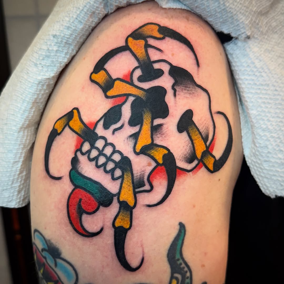 Tattoo by @brad.heusdens — american_traditional