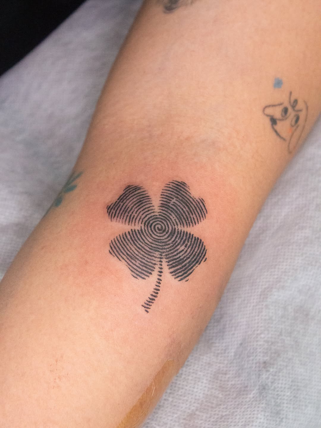 Tattoo by @11j.tatt — fine_line, black_and_grey