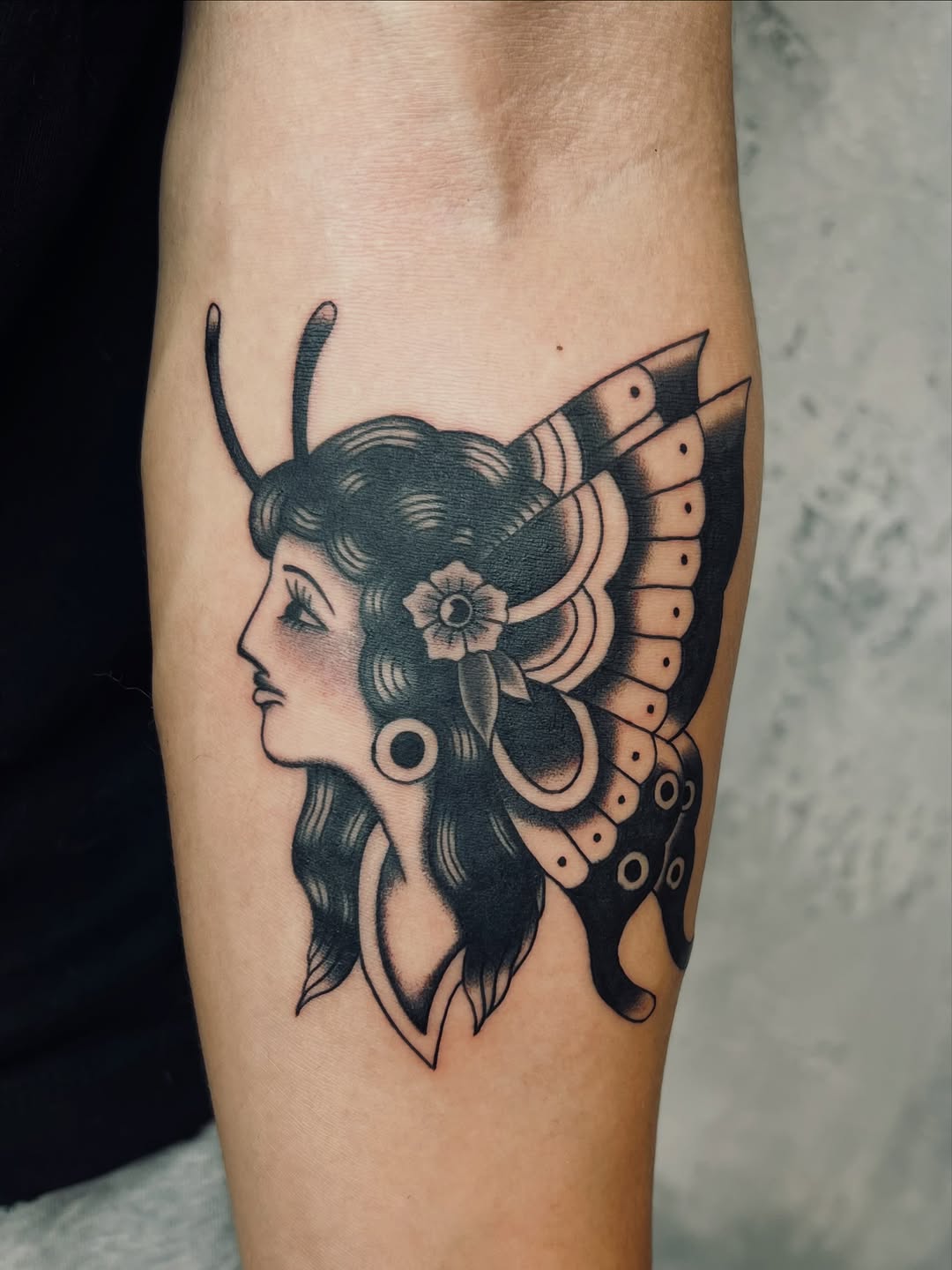 Tattoo by @hry.cyc — american_traditional