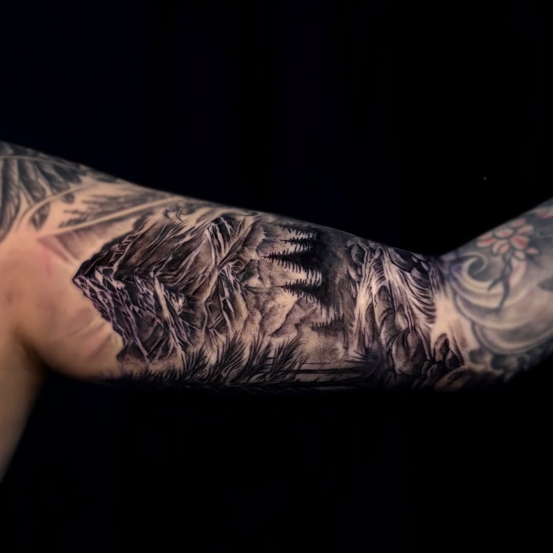 Tattoo by @hari__tattooer — realism, black_and_grey