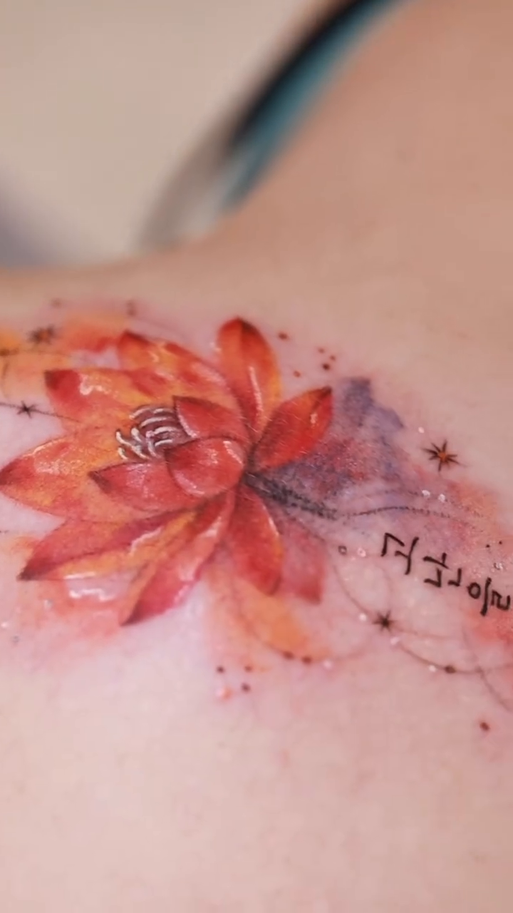 Tattoo by @tattooist_silo — watercolor, fine_line