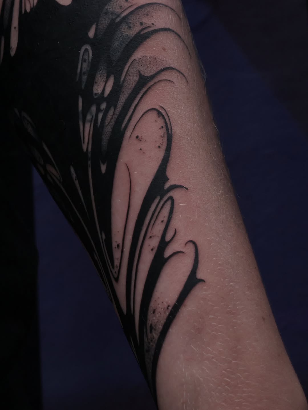 Tattoo by @moosongblack — blackwork, ornamental