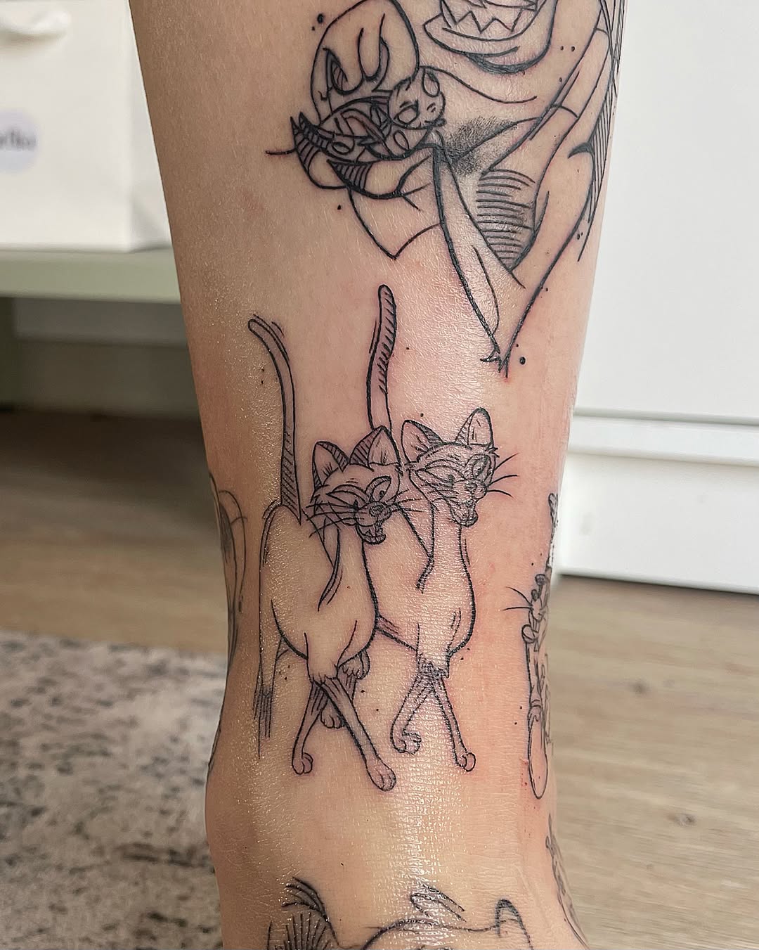 Tattoo by @mimz_studio — fine_line, illustrative