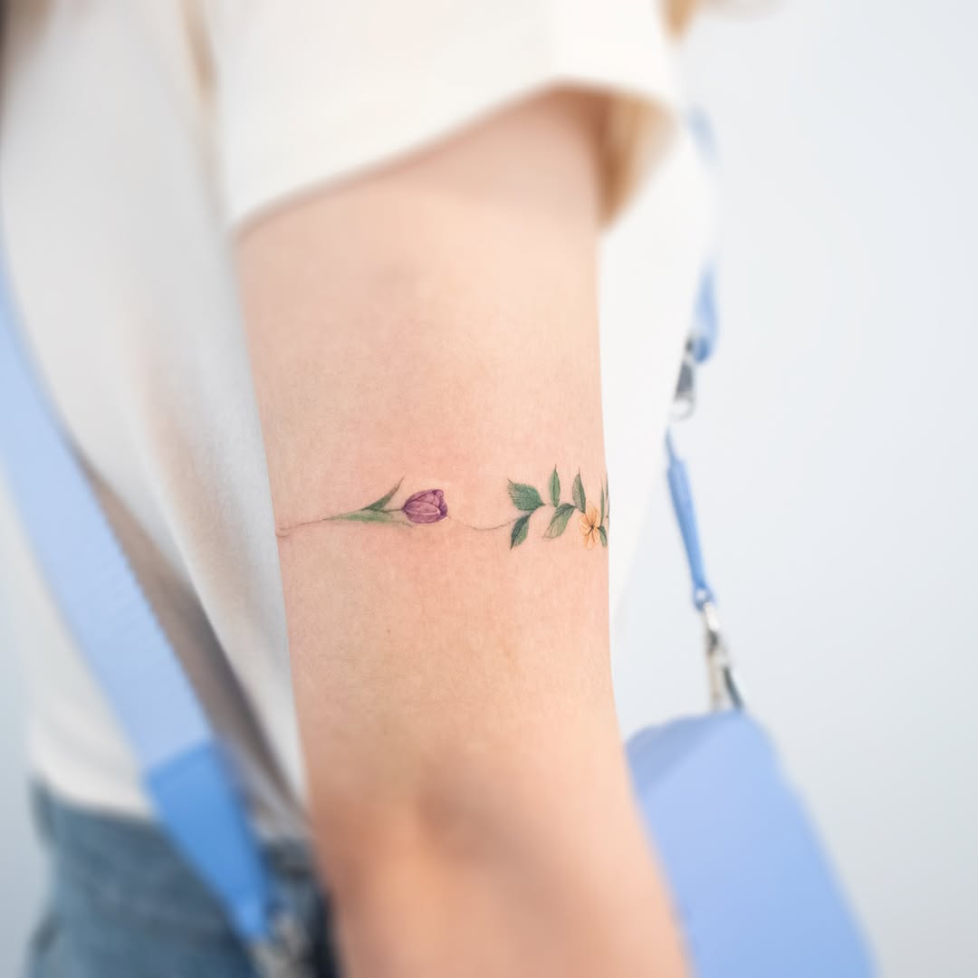 Tattoo by @dongyang.ink — fine_line, minimalist