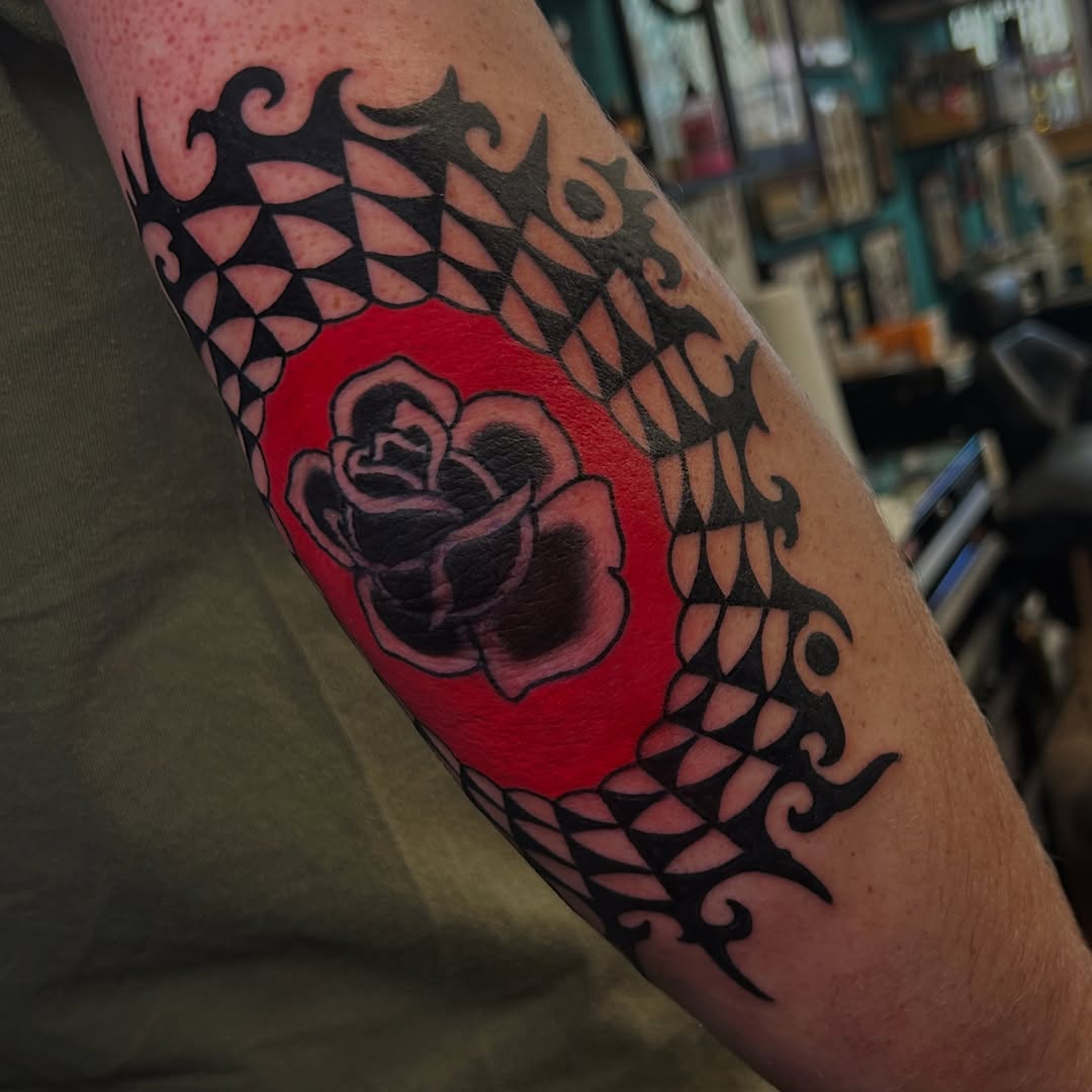Tattoo by @fosho.tat2 — american_traditional