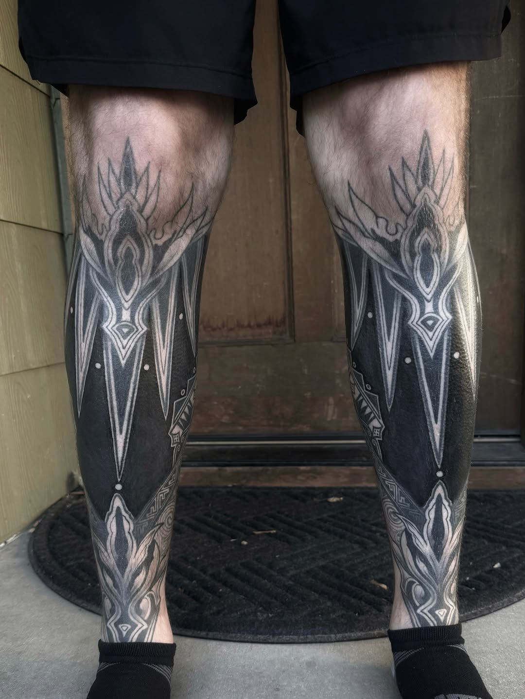 Tattoo by @sanctumsenunatattoo โ blackwork, geometric