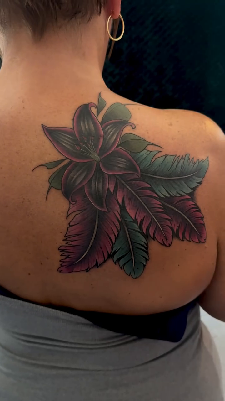 Tattoo by @kaketatts — fine_line, realism