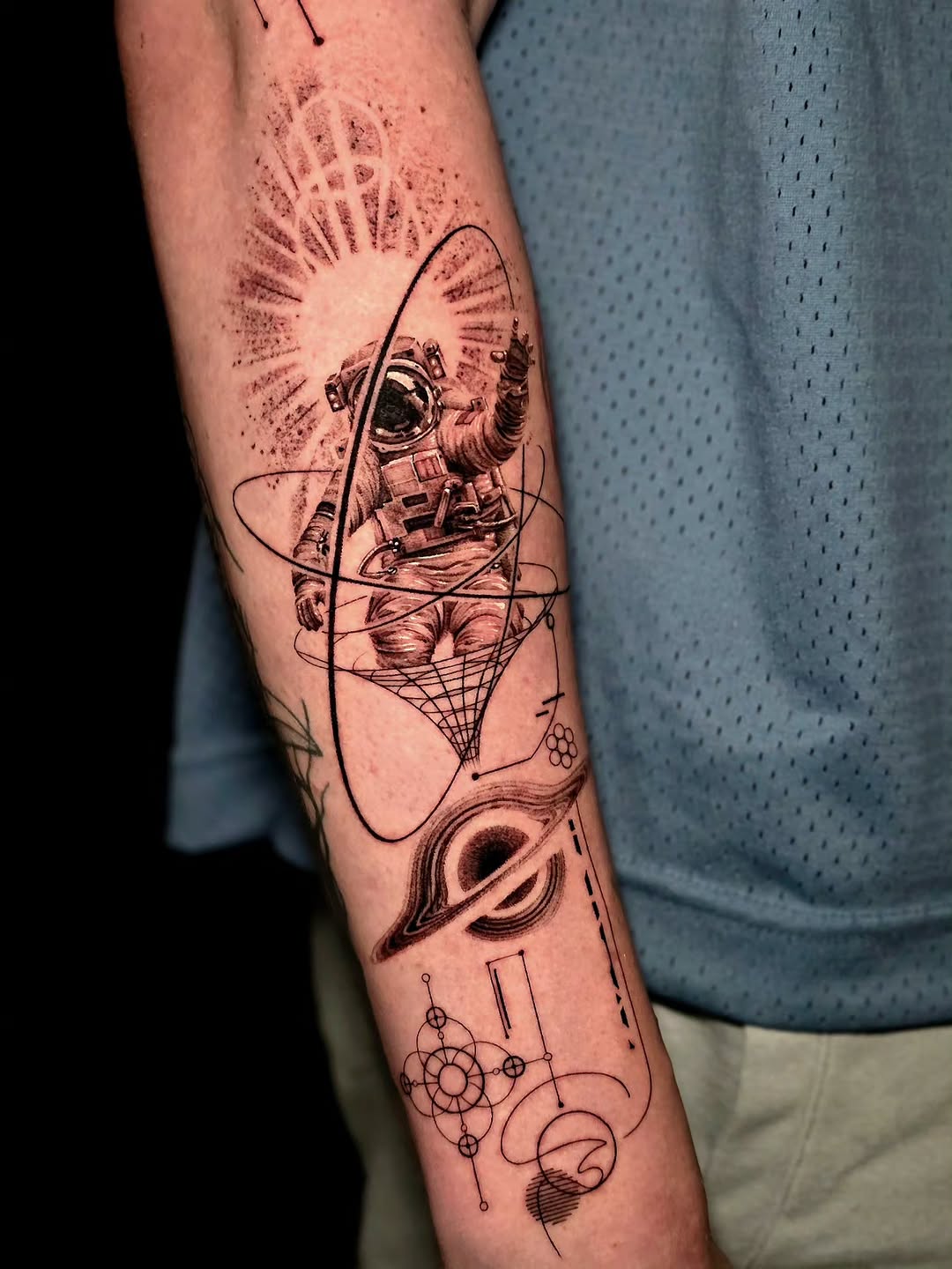Tattoo by @dat_ngph — realism, geometric