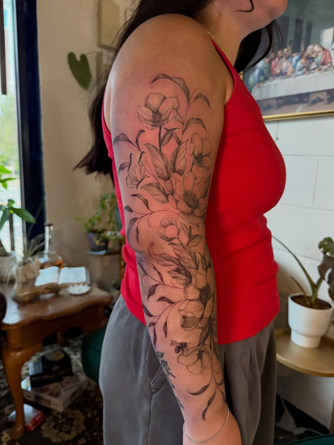 Tattoo by @emprintedd β fine_line, dotwork